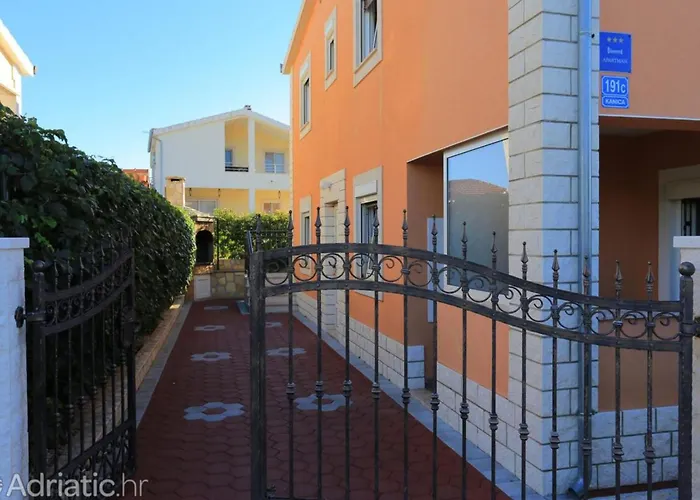 Nada - Six Bedroom Feriehus Rogoznica (Sibenik-Knin)